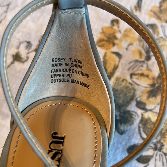 JustFab Rosie Heels Size 7.5 - Never worn, slight flaws - Picture 6 of 6